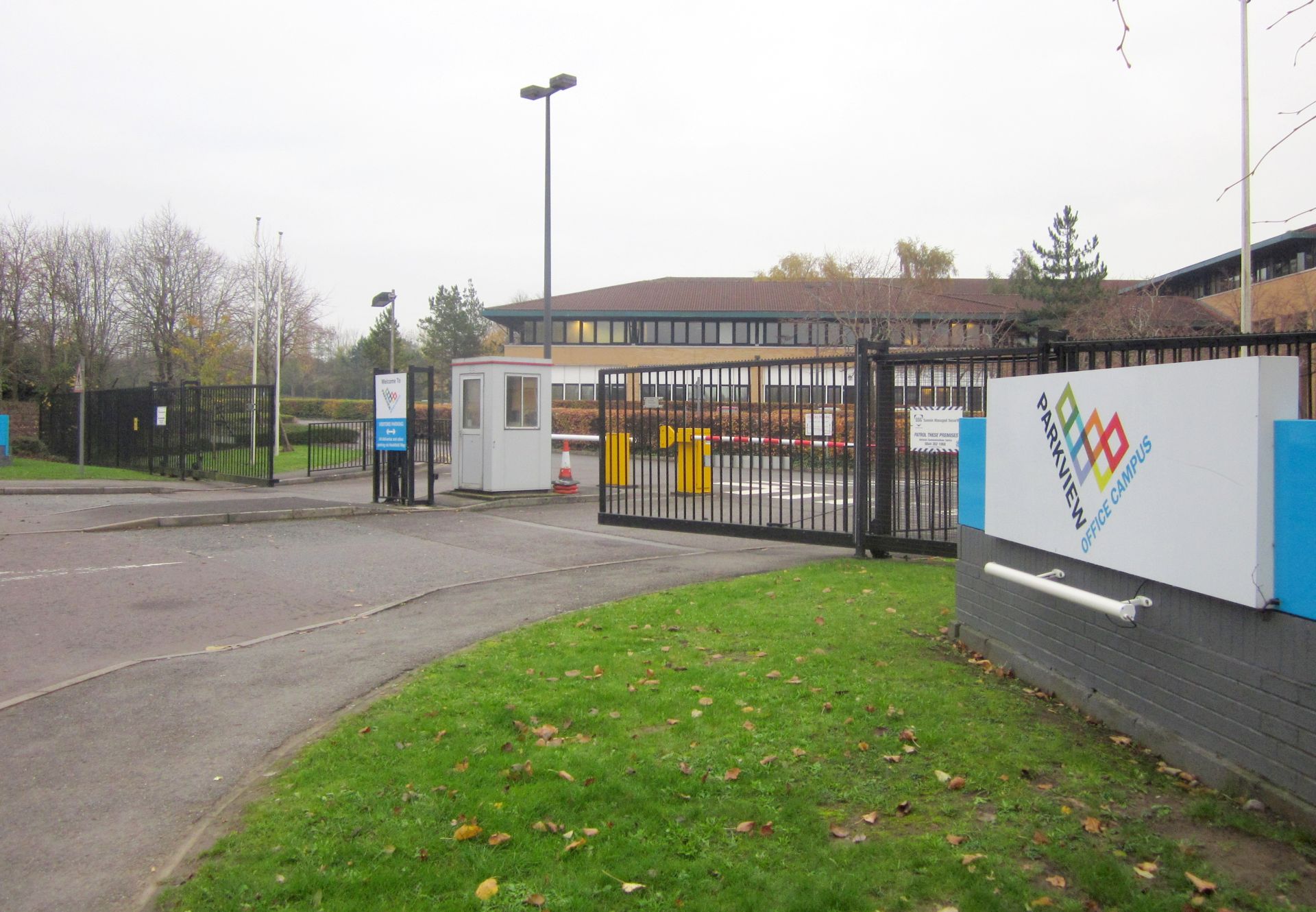 Parkview Office Campus - geograph.org.uk