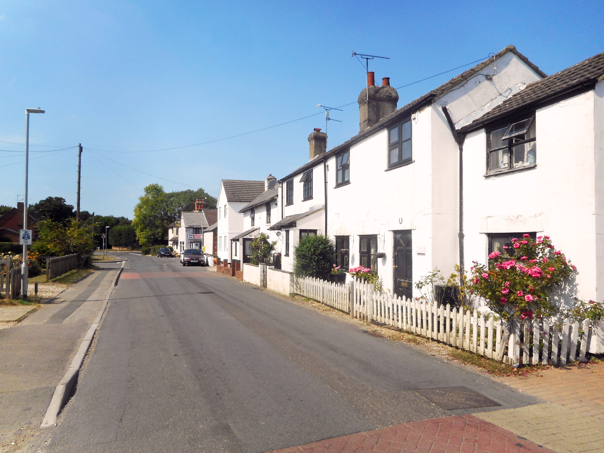 Homes on Highworth Road, South Marston