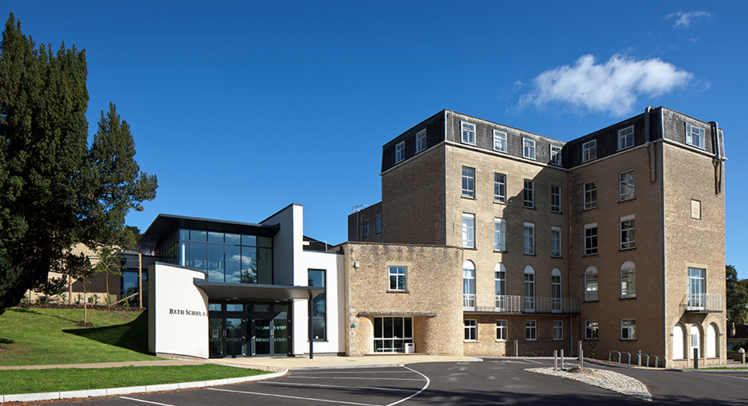 Image by Bath Spa University from Wikimedia Commons. License: CC BY-SA 3.0
