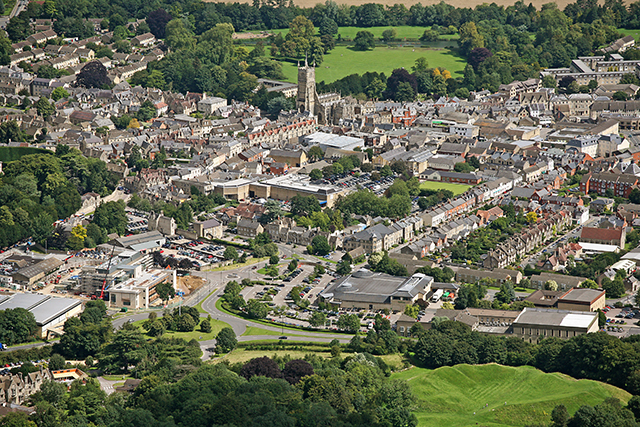Image by Richard Bird from Wikimedia Commons. License: CC BY-SA 2.0