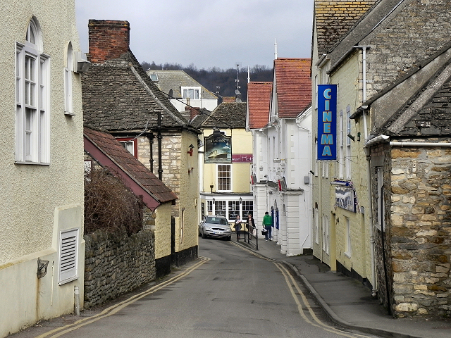 Image by David Dixon from Wikimedia Commons. License: CC BY-SA 2.0